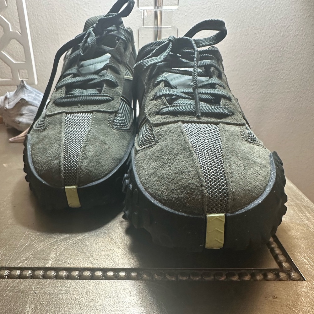 NEW BALANCE FIGS GREEN ATHLETIC SHOE - Picture 5 of 6
